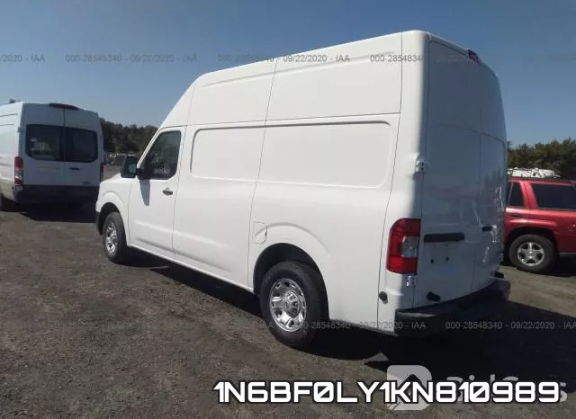 1N6BF0LY1KN810989 фото 4