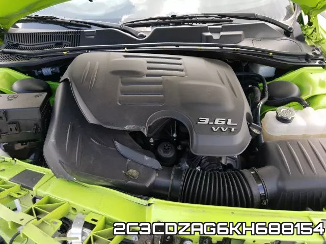 2C3CDZAG6KH688154 фото 8