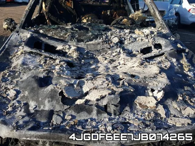 4JGDF6EE7JB074265 фото 8