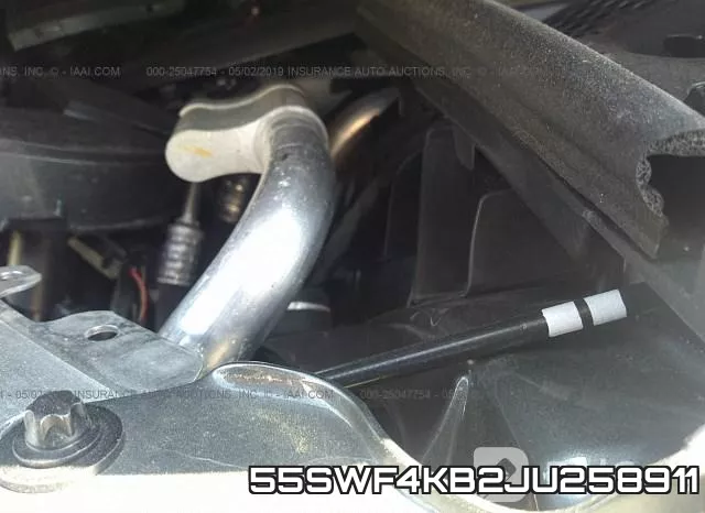 55SWF4KB2JU258911 фото 2