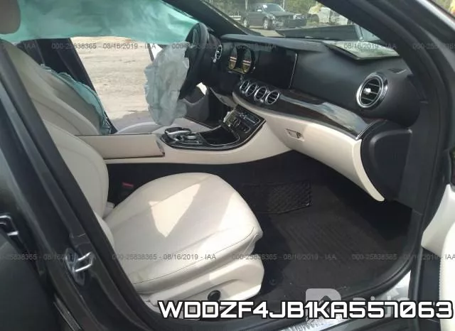 WDDZF4JB1KA557063 фото 6