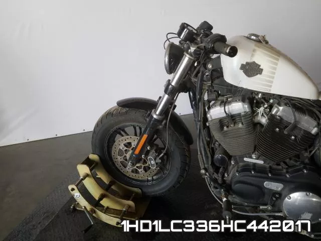 1HD1LC336HC442017 фото 10