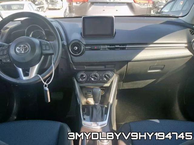 3MYDLBYV9HY194745 фото 10