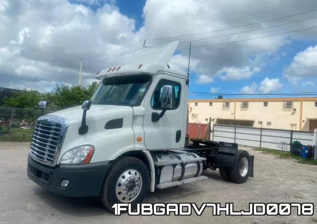 1FUBGADV7HLJD0078 фото 3
