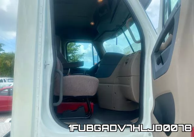 1FUBGADV7HLJD0078 фото 6