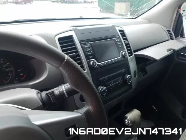 1N6AD0EV2JN747341 фото 10