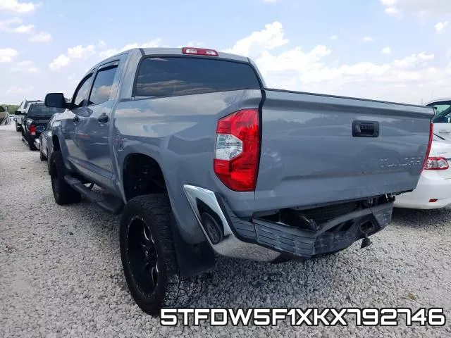 5TFDW5F1XKX792746 фото 4
