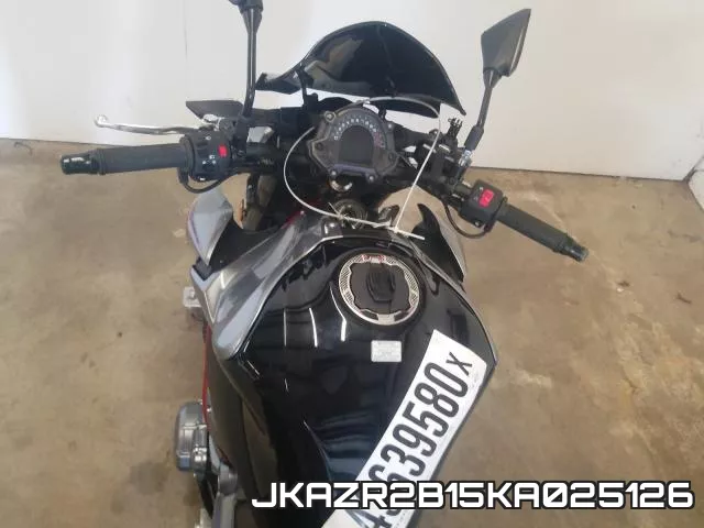 JKAZR2B15KA025126 фото 6