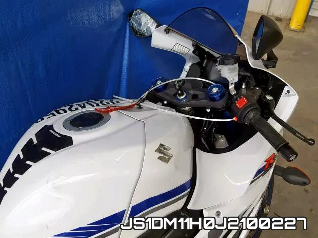 JS1DM11H0J2100227 фото 6