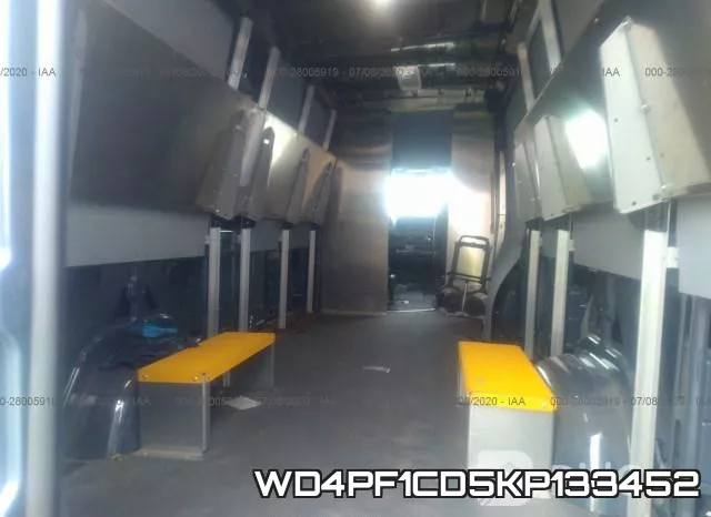 WD4PF1CD5KP133452 фото 9