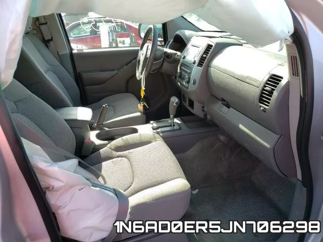 1N6AD0ER5JN706298 фото 6