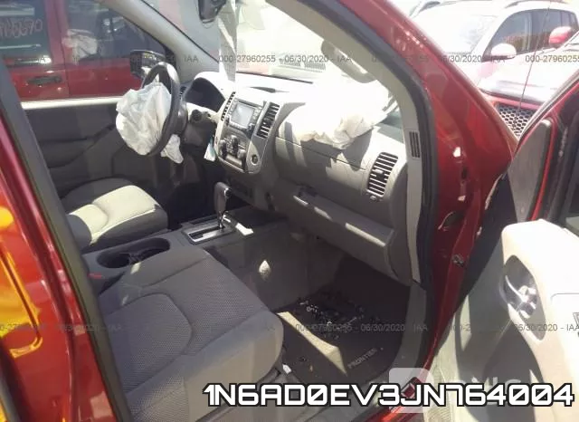 1N6AD0EV3JN764004 фото 6