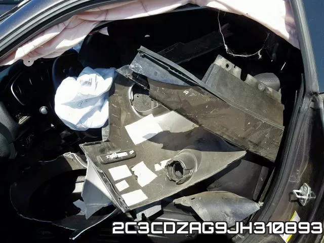 2C3CDZAG9JH310893 фото 6