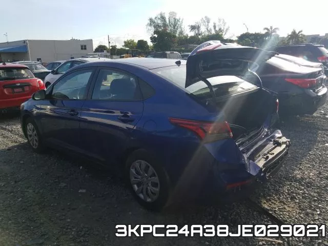 3KPC24A38JE029021 фото 4