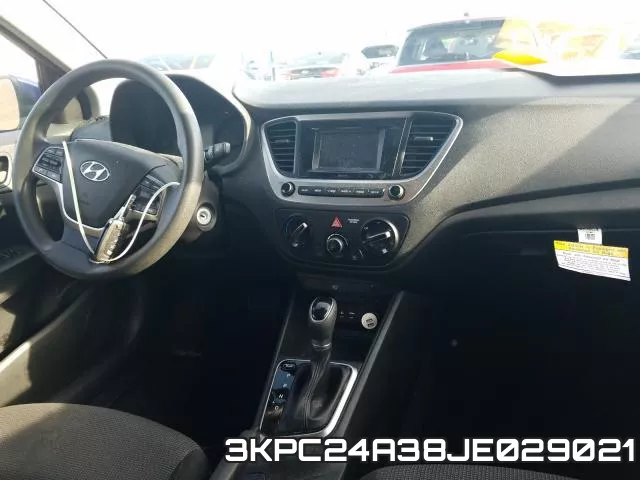 3KPC24A38JE029021 фото 10