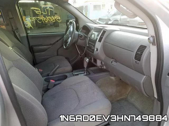 1N6AD0EV3HN749884 фото 6