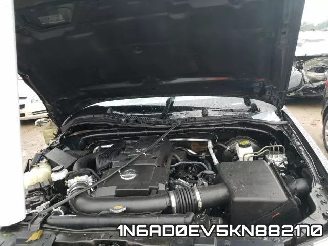 1N6AD0EV5KN882170 фото 8