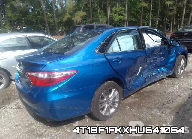 4T1BF1FKXHU641064 фото 5