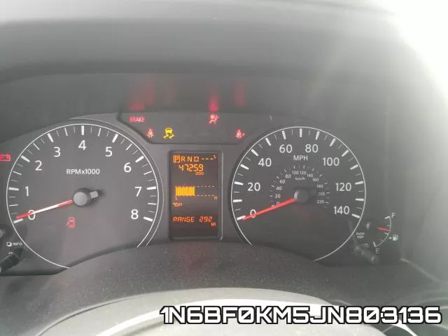 1N6BF0KM5JN803136 фото 9