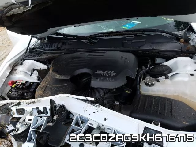 2C3CDZAG9KH676175 фото 8