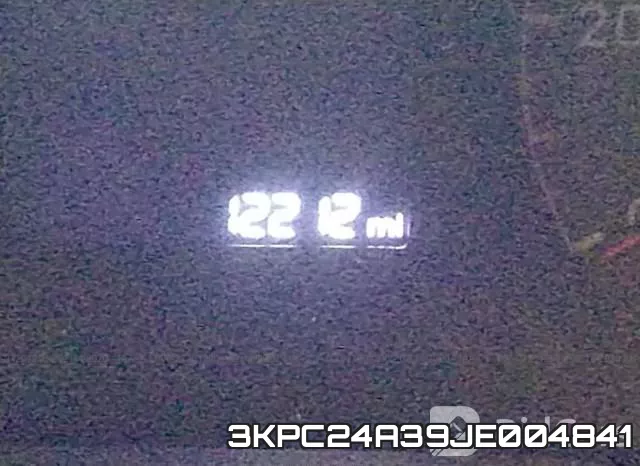3KPC24A39JE004841 фото 8