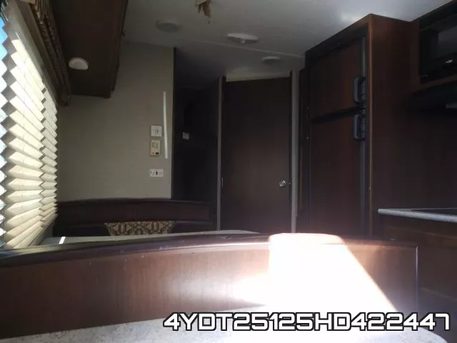 4YDT25125HD422447 фото 7