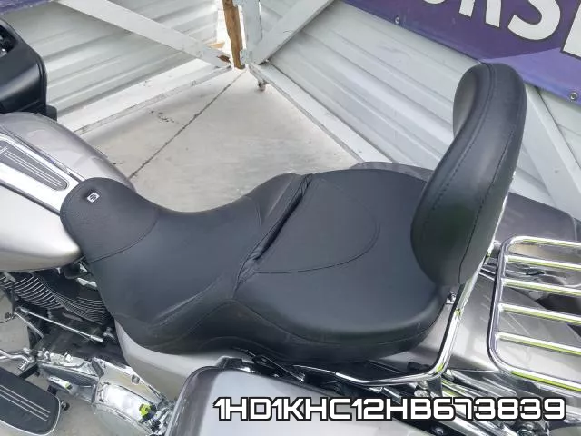 1HD1KHC12HB673839 фото 7