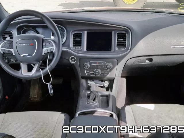 2C3CDXCT9HH637285 фото 10