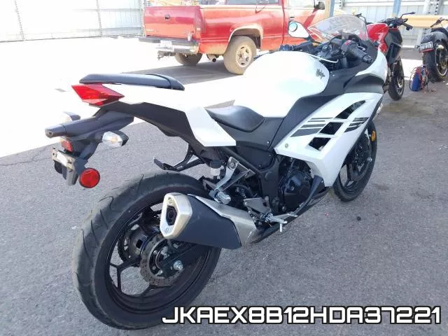 JKAEX8B12HDA37221 фото 5