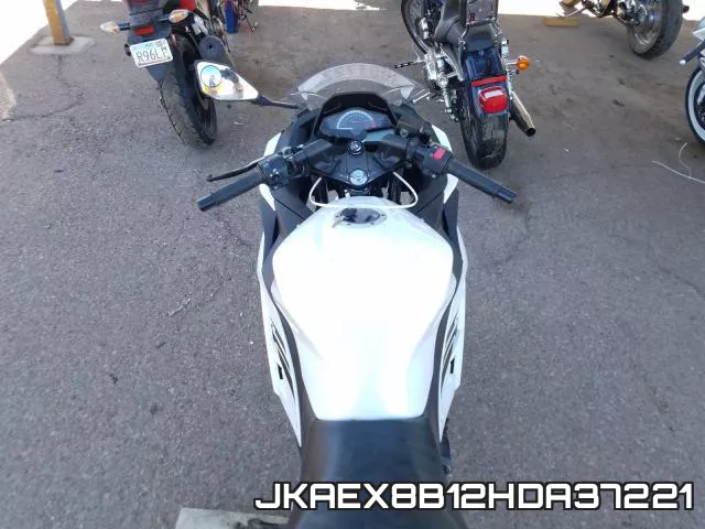 JKAEX8B12HDA37221 фото 6