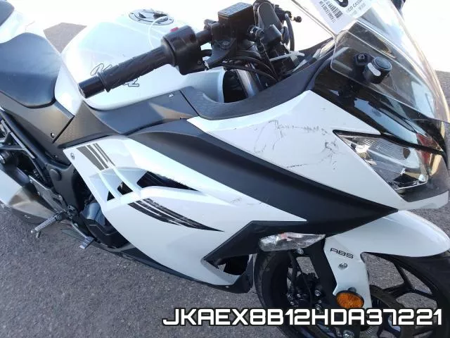 JKAEX8B12HDA37221 фото 10