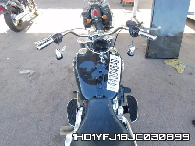 1HD1YFJ18JC030899 фото 6