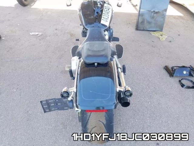 1HD1YFJ18JC030899 фото 7