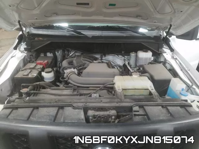 1N6BF0KYXJN815074 фото 8