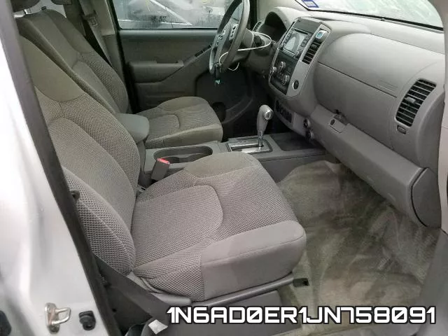 1N6AD0ER1JN758091 фото 6