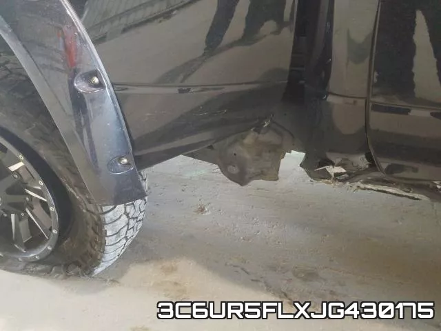 3C6UR5FLXJG430175 фото 10