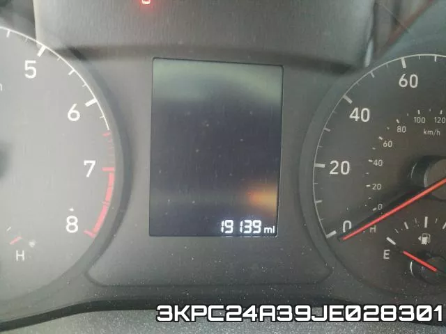 3KPC24A39JE028301 фото 9