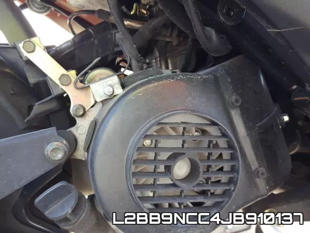 L2BB9NCC4JB910137 фото 8