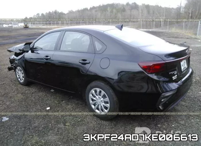 3KPF24AD7KE006613 фото 3
