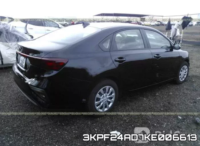 3KPF24AD7KE006613 фото 4