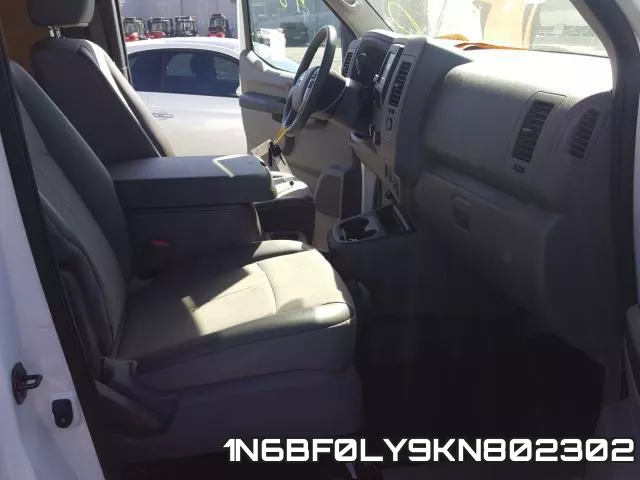 1N6BF0LY9KN802302 фото 6