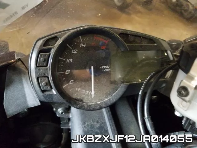 JKBZXJF12JA014055 фото 9