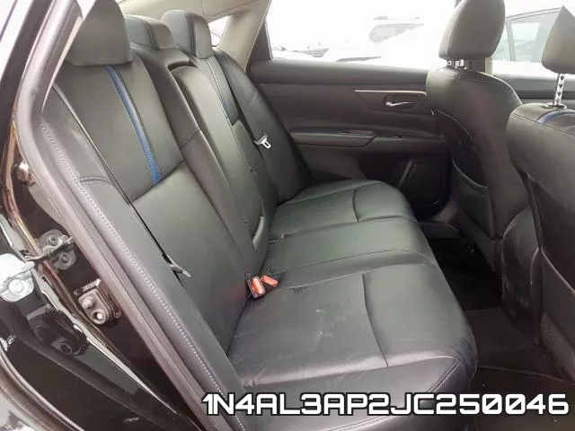 1N4AL3AP2JC250046 фото 7
