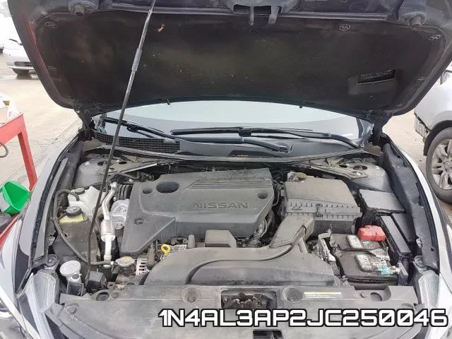 1N4AL3AP2JC250046 фото 8