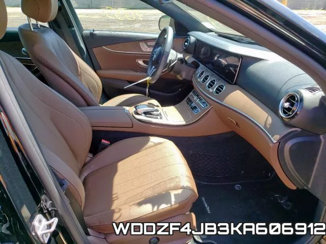 WDDZF4JB3KA606912 фото 6