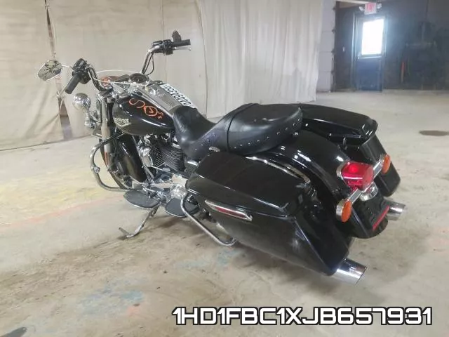 1HD1FBC1XJB657931 фото 4