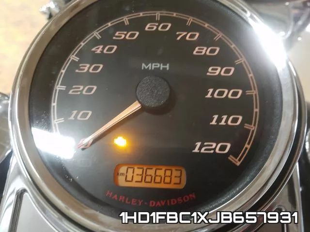 1HD1FBC1XJB657931 фото 9