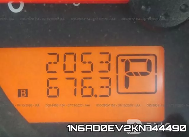 1N6AD0EV2KN744490 фото 8