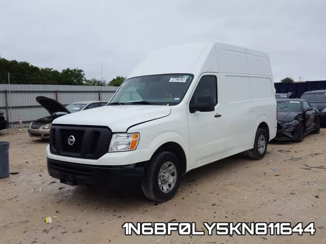 1N6BF0LY5KN811644 фото 3