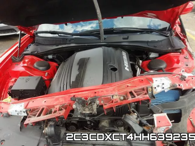 2C3CDXCT4HH639235 фото 8